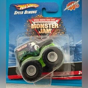 2007 Monster Jam Grave Digger Toy Truck - Green
